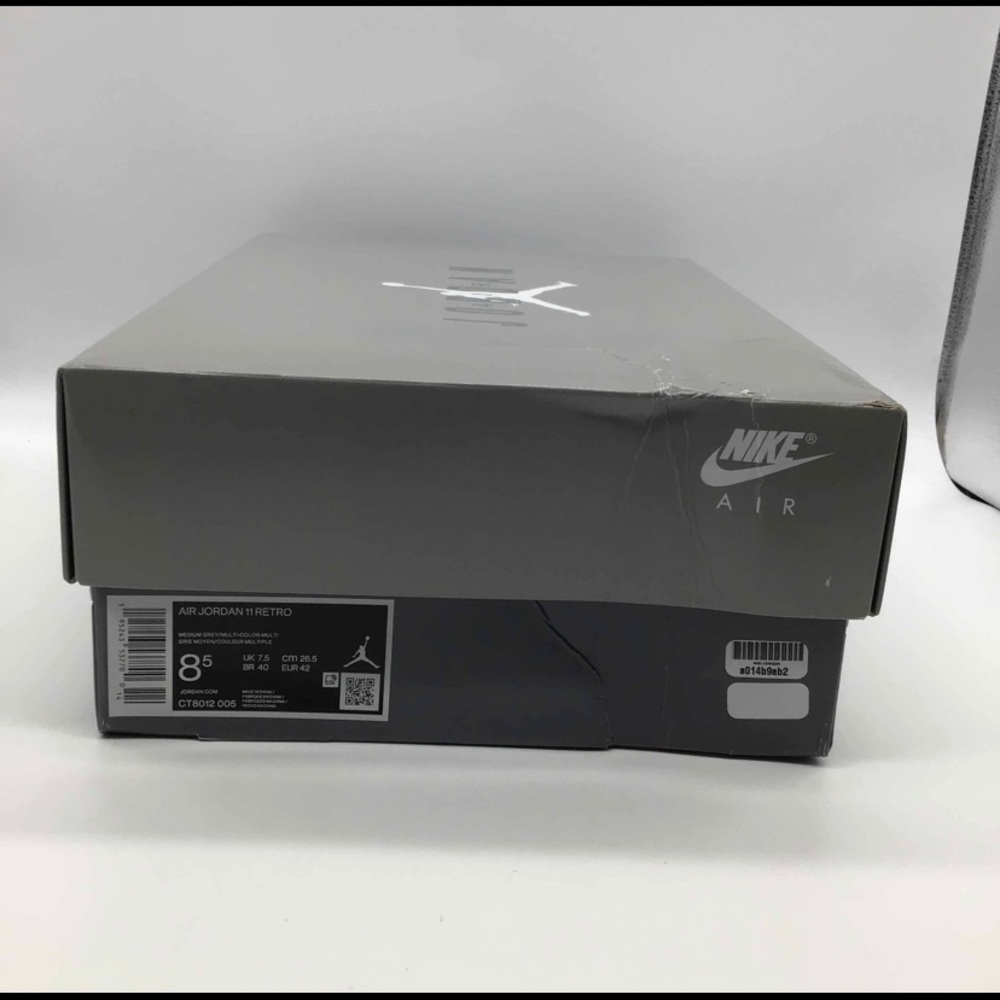 Jordan 11 cool greys - Picture 7 of 7